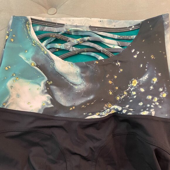 The Bendy Brand Extra High Waist Leggings Size M - Picture 3 of 8